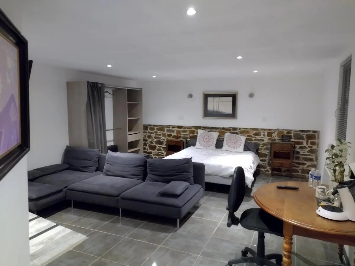 Hotel Le Bonheur En Bretagne Rouillac